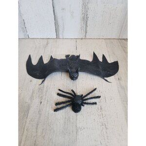 Rubber Halloween AS IS spider bat prop Decor Figure Set scary